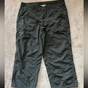 The North Face Women’s Dark Gray Outdoor‎ pants Size 10